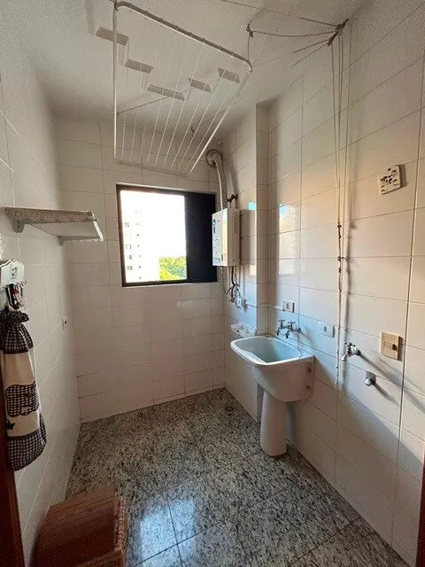 Apartamento à venda com 3 quartos, 125m² - Foto 15