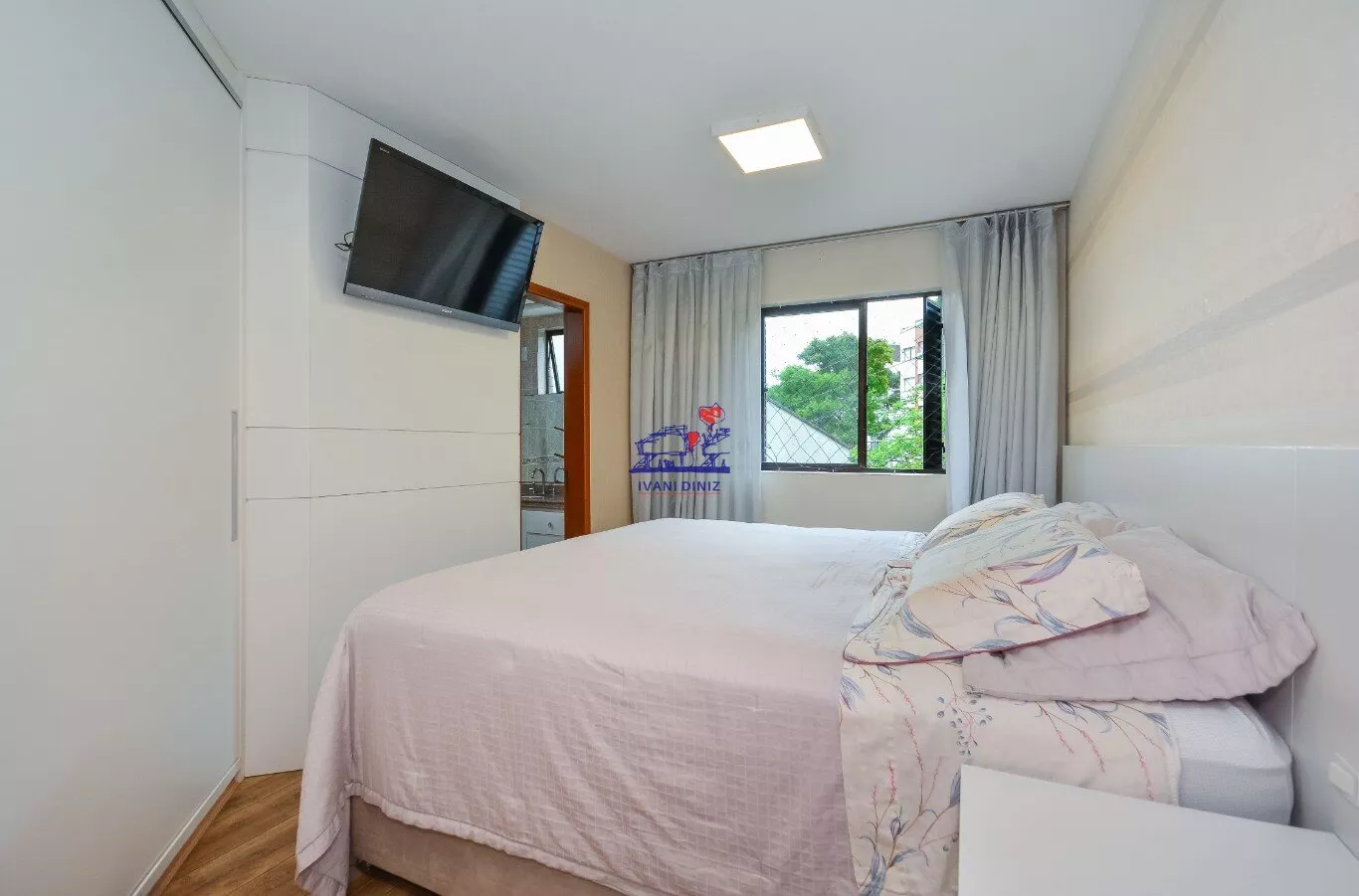 Apartamento à venda com 3 quartos, 134m² - Foto 25