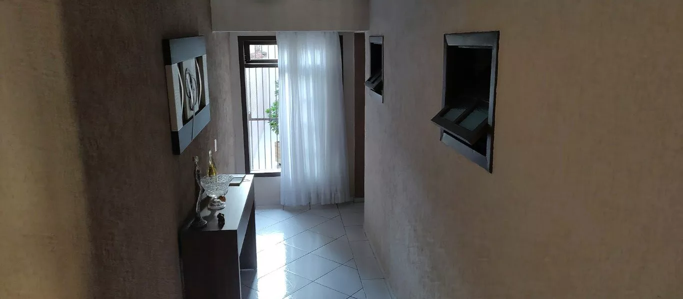 Casa à venda com 4 quartos, 20m² - Foto 6