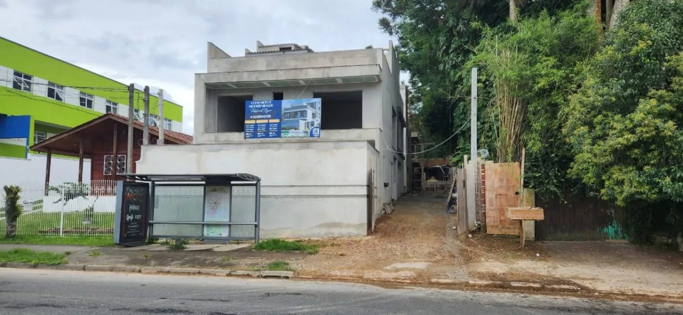 Casa de Condomínio à venda com 3 quartos, 138m² - Foto 1