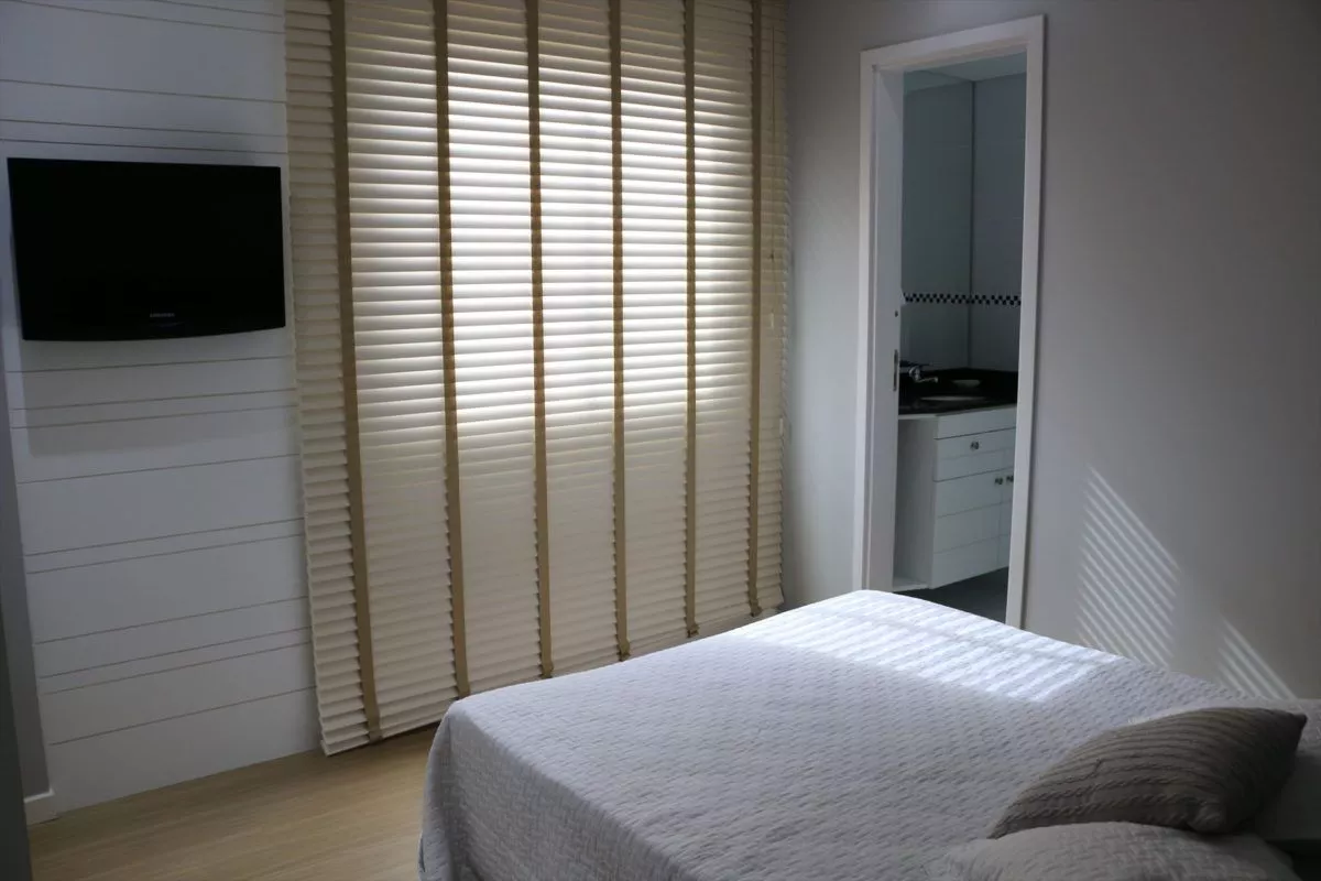 Apartamento à venda com 2 quartos, 70m² - Foto 18