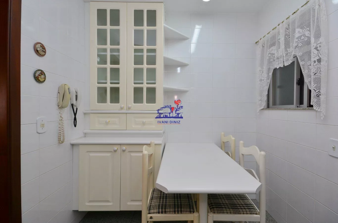 Apartamento à venda com 3 quartos, 107m² - Foto 13