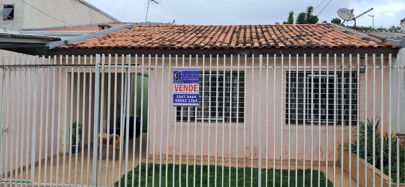 Casa à venda com 2 quartos, 70m² - Foto 2