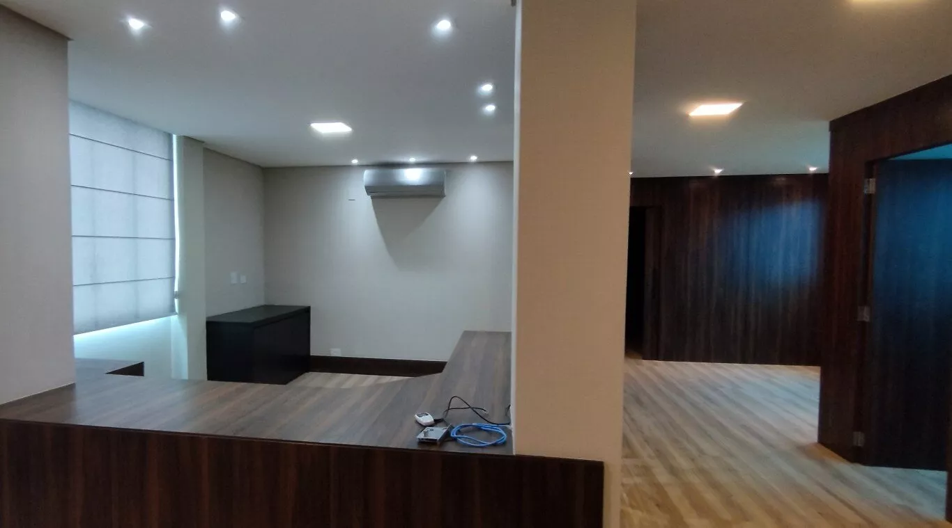 Casa Comercial à venda com 1 quarto, 1115m² - Foto 11