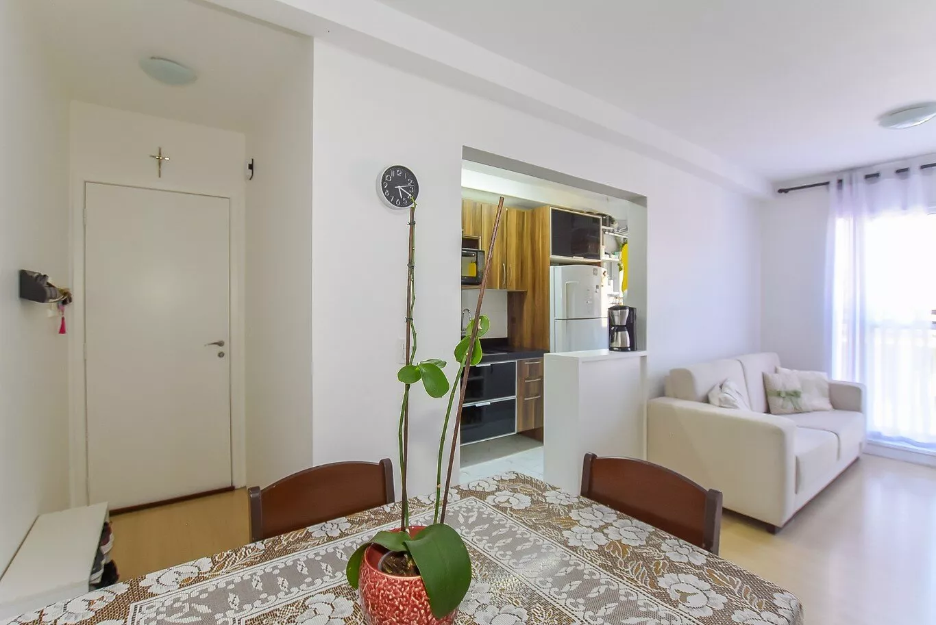 Apartamento à venda com 2 quartos, 57m² - Foto 2