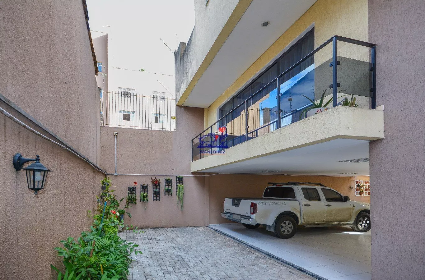 Casa de Condomínio à venda com 3 quartos, 230m² - Foto 3