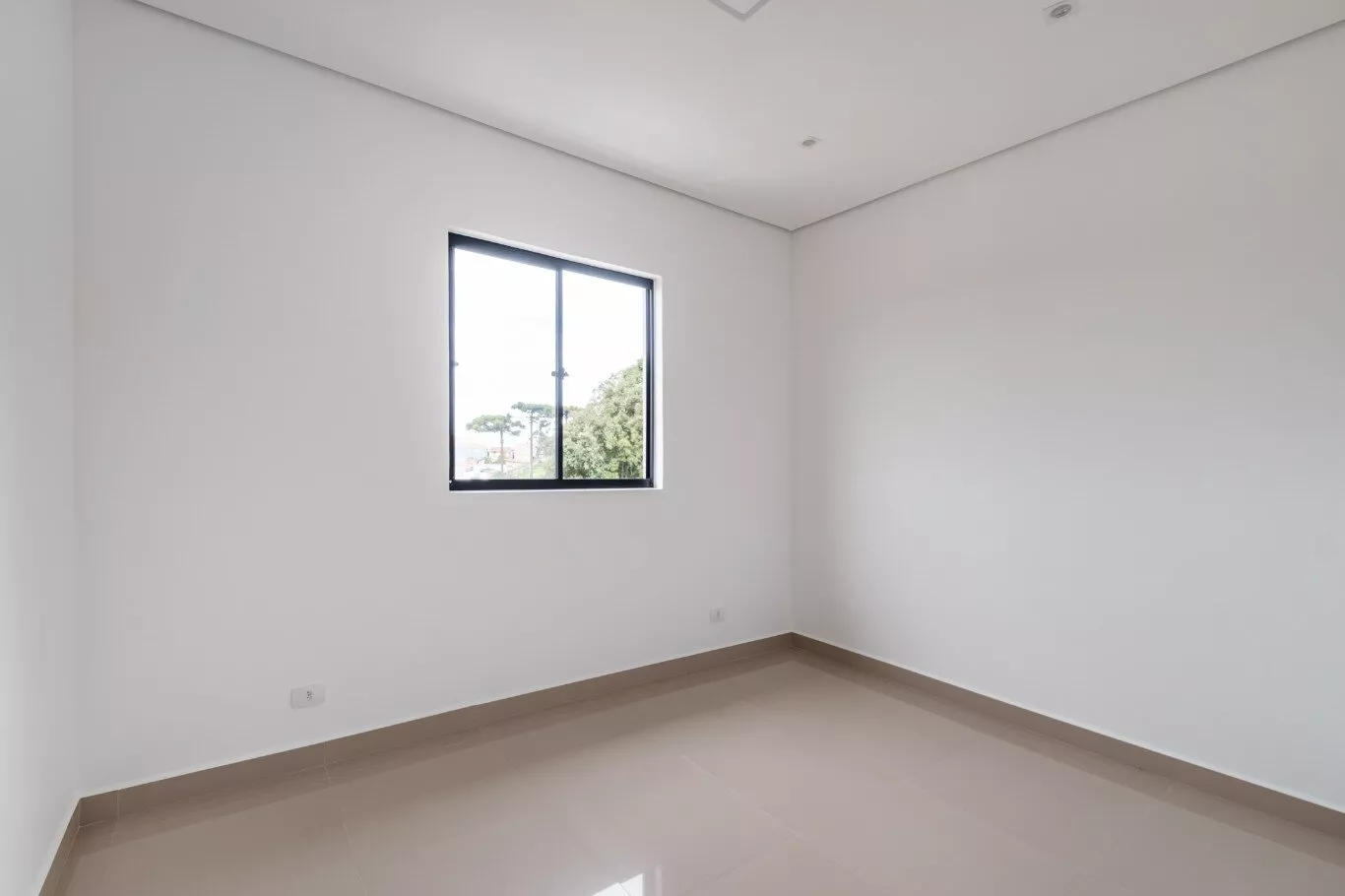 Apartamento à venda com 2 quartos, 68m² - Foto 6