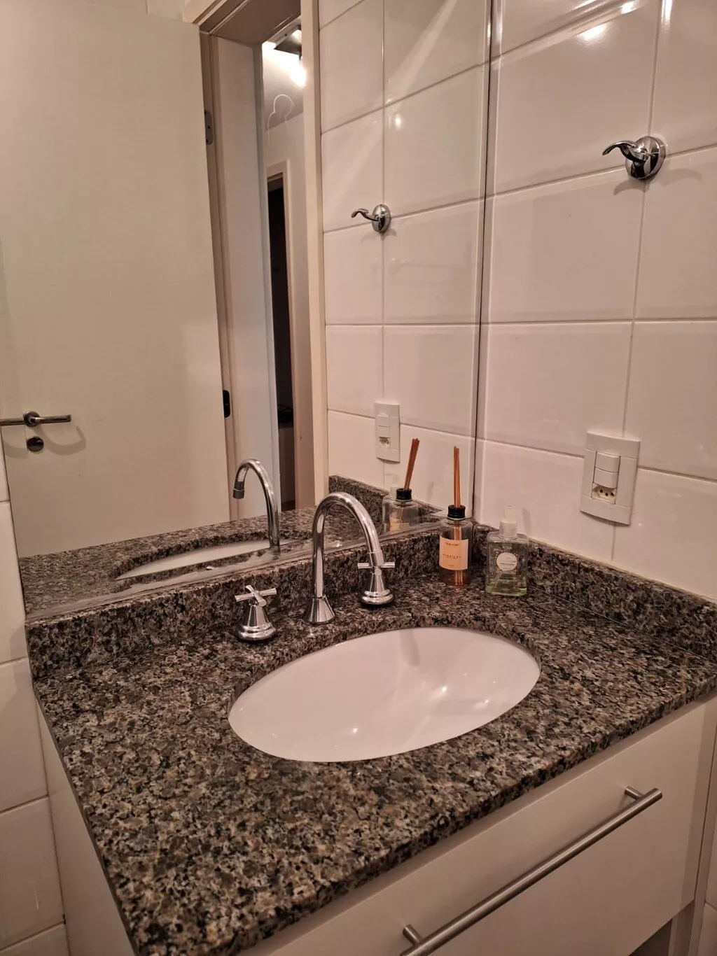 Apartamento à venda com 3 quartos, 20m² - Foto 20