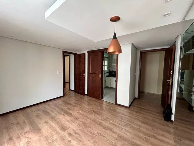 Apartamento à venda com 3 quartos, 61m² - Foto 4