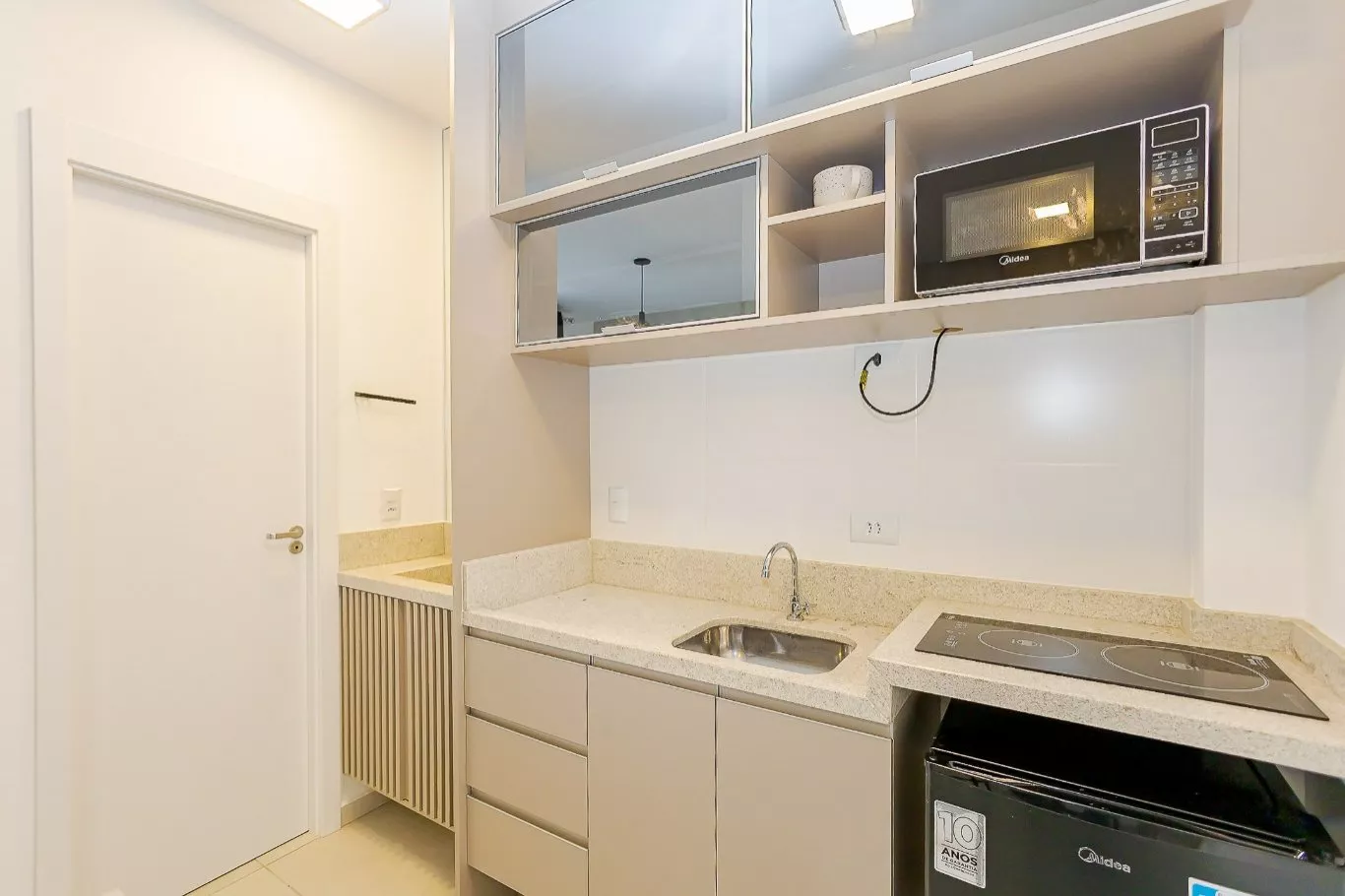 Apartamento à venda com 1 quarto, 23m² - Foto 2