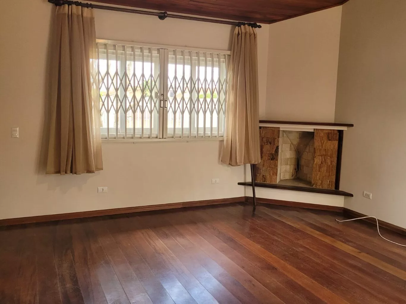 Casa à venda com 2 quartos, 220m² - Foto 20