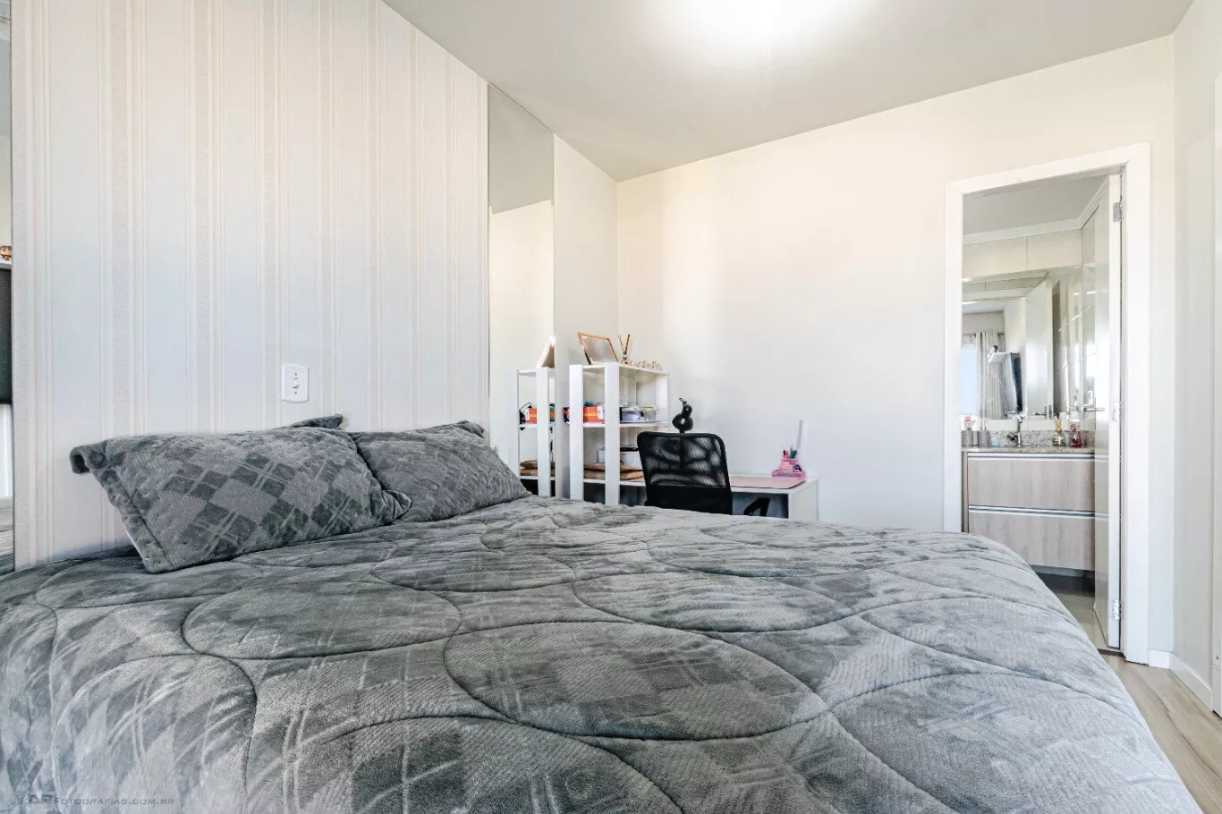 Apartamento à venda com 3 quartos, 75m² - Foto 22