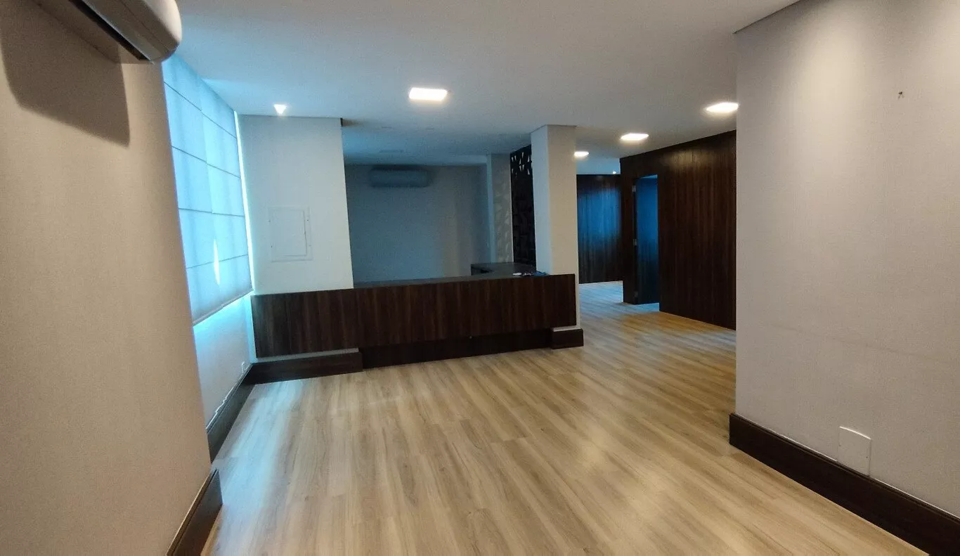 Casa Comercial à venda com 1 quarto, 1115m² - Foto 10