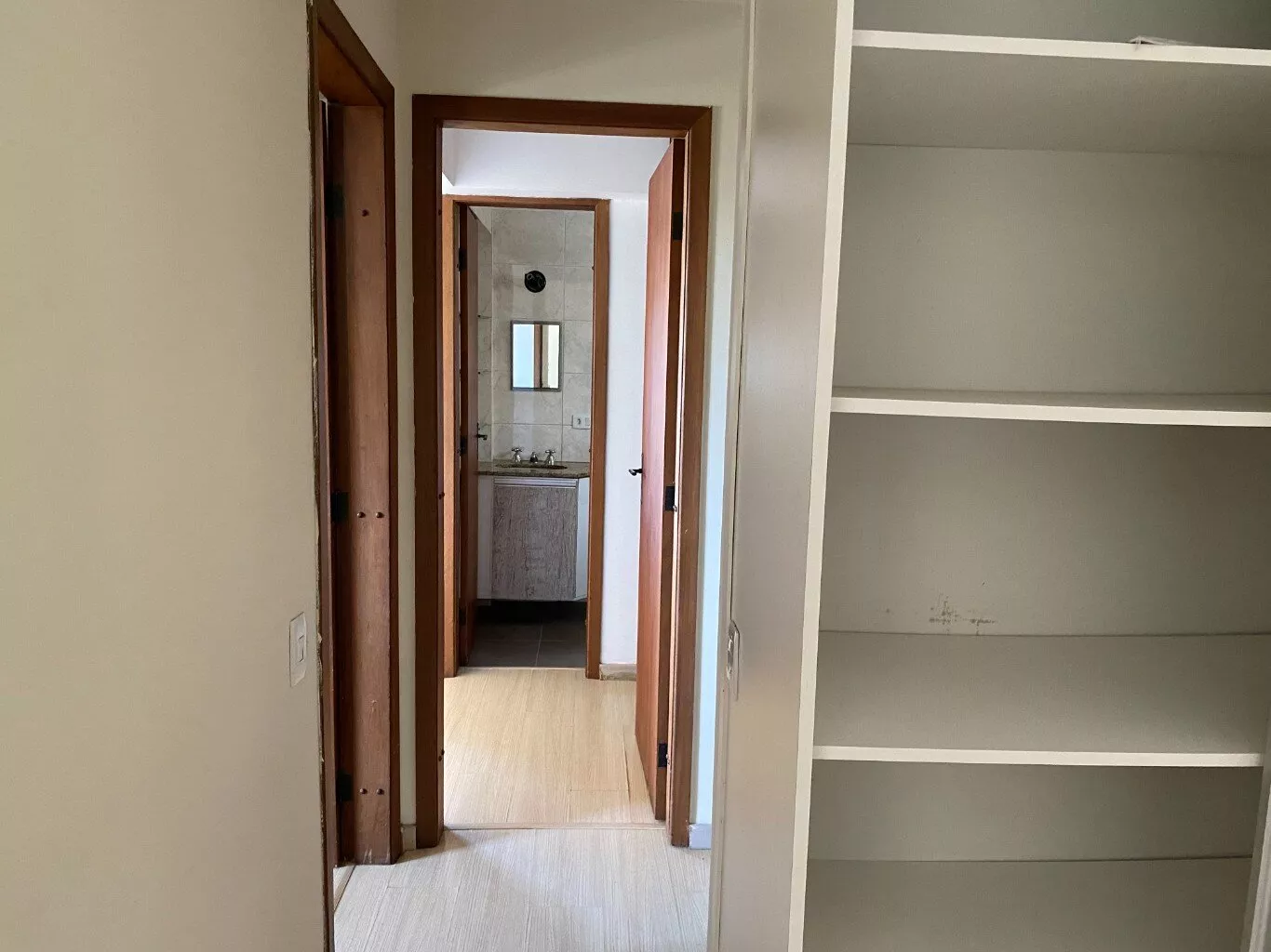 Apartamento à venda com 2 quartos, 67m² - Foto 7