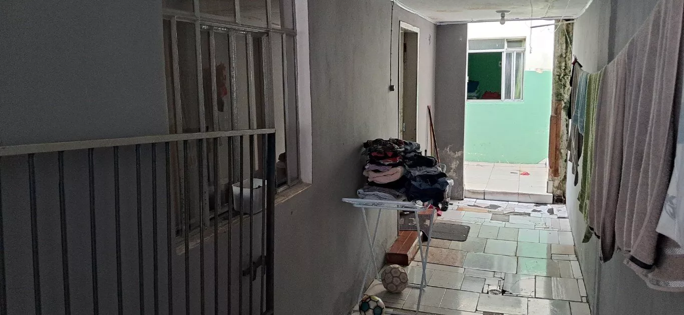 Casa à venda com 2 quartos, 100m² - Foto 6