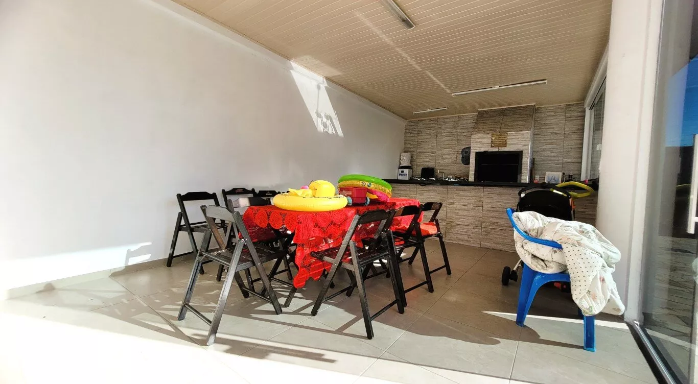 Casa à venda com 4 quartos, 207m² - Foto 17