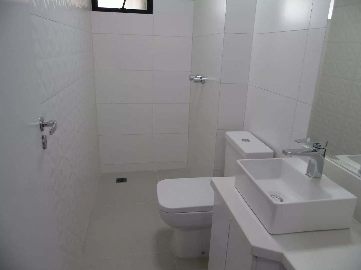 Apartamento à venda com 2 quartos, 68m² - Foto 8