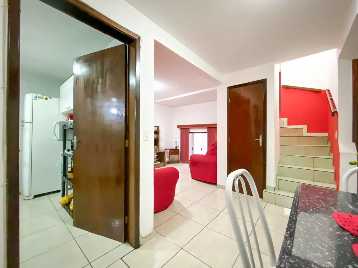 Casa à venda com 4 quartos, 165m² - Foto 14