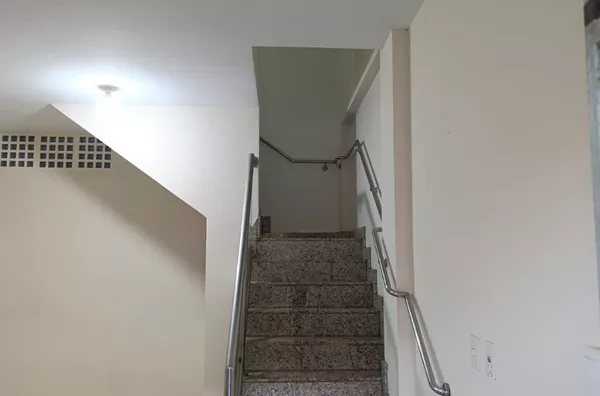 Casa tripex para aluguel,  três quartos, sendo um suíte, rua 38, próximo a pista, Guriri Norte, São Mateus-ES - Foto 5