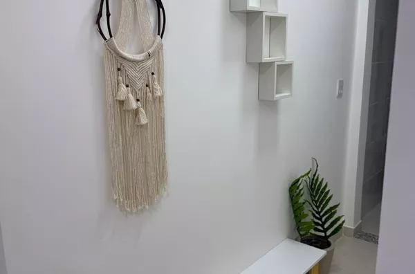 Apartamento mobiliado, para aluguel, dois quartos, com garagem, incluso água, energia(250kwh), internet e condomínio, Guriri Sul, São Mateus-ES - Foto 18