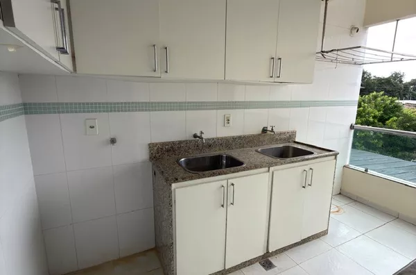 Casa tripex para aluguel,  três quartos, sendo um suíte, rua 38, próximo a pista, Guriri Norte, São Mateus-ES - Foto 9