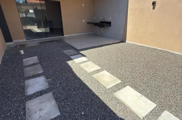 Casa para aluguel,  três quartos, sendo um suíte, Bosque da praia, Guriri Sul, São Mateus-ES.