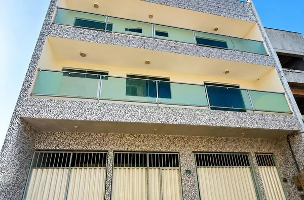 Casa tripex para aluguel,  três quartos, sendo um suíte, rua 38, próximo a pista, Guriri Norte, São Mateus-ES - Foto 1