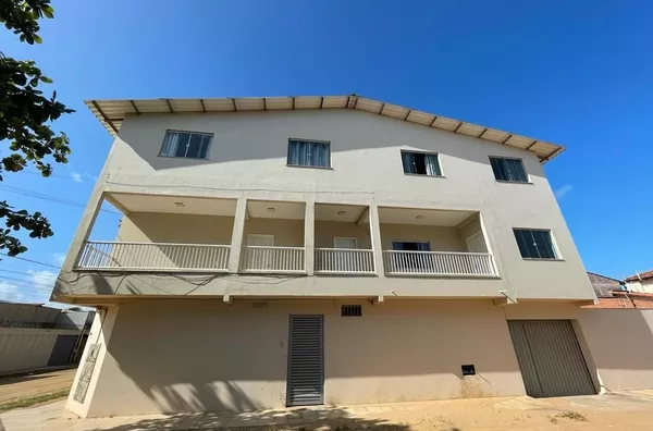 Prédio residencial para venda,  05 apartamentos e 01 casa anexo, rua Linhares/Boa Esperança, (rua 03) Guriri Sul, São Mateus-ES. 