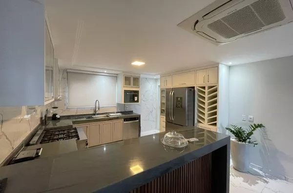 Casa mobiliada, 3 suítes, 2 banheiros, com placa solar, poço artesiano, piscina aquecida, Jacuí ll,  Aviação, São Mateus-ES