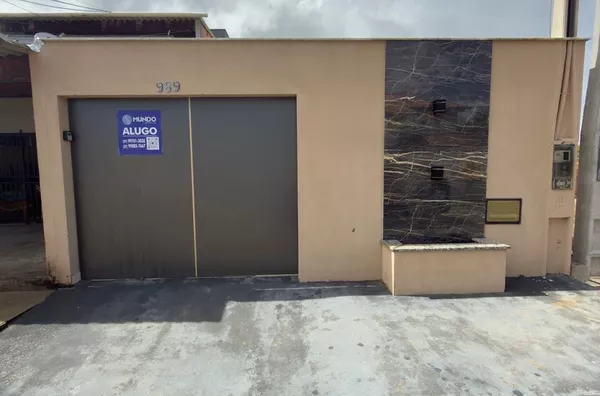 Casa para aluguel,  três quartos, sendo um suíte, Bosque da praia, Guriri Sul, São Mateus-ES.