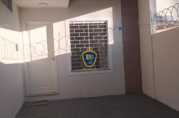 SOBRADO SEMIMOBILIADO PARA LOCAÇÃO NA RONDA