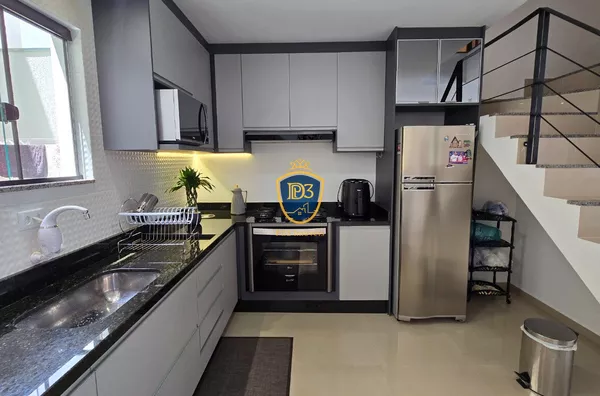 Sobrado para venda 3 quartos,  Jardim Carvalho, Ponta Grossa