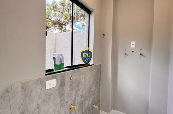 Sobrado para venda, 3 quarto(s),  Estrela, Ponta Grossa