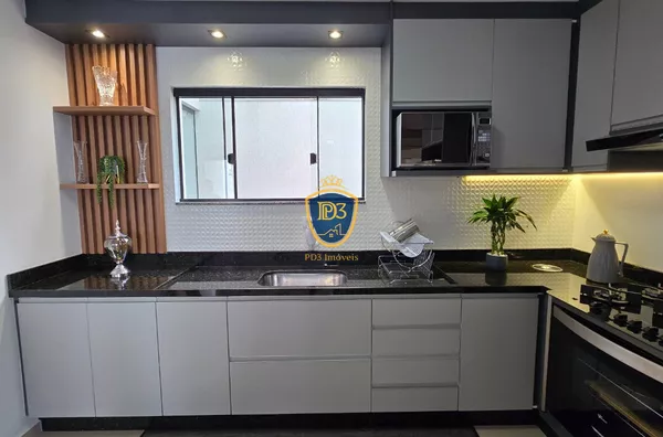 Sobrado para venda 3 quartos,  Jardim Carvalho, Ponta Grossa