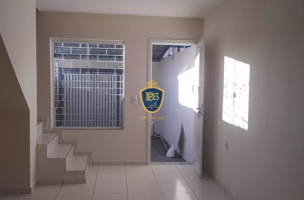 SOBRADO SEMIMOBILIADO PARA LOCAÇÃO NA RONDA