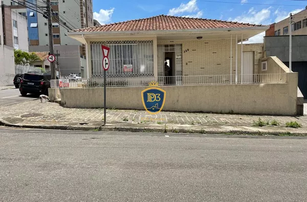 Casa para venda, esquina,  Centro, Ponta Grossa