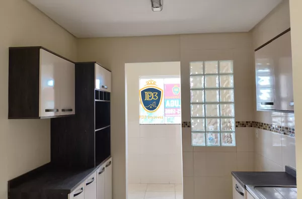 APARTAMENTO SEMIMOBILIADO COM TRÊS QUARTOS PARA LOCAÇÃO NO ORFÃS - Foto 4