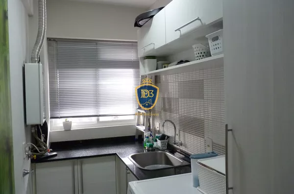 Apartamento semimobiliado à venda,  Estrela, Edifício Victor Hugo, Ponta Grossa