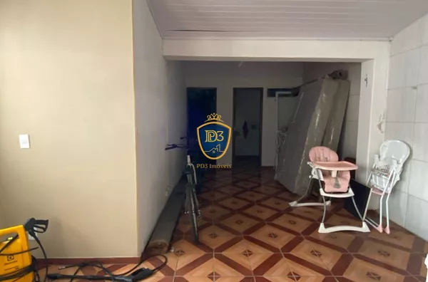 Casa à venda em Uvaranas 