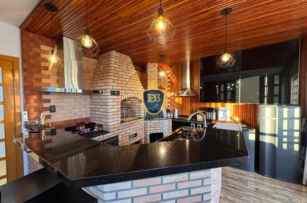 SOBRADO 3 QUARTOS ALTO PADRÃO A VENDA NA REGIÃO CENTRAL, Ponta Grossa