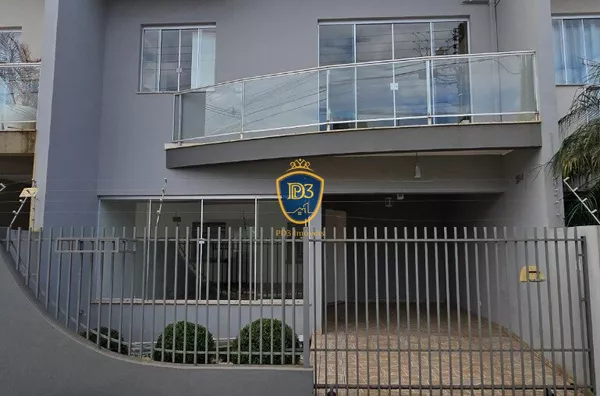 Sobrado para venda no Centro de Castro PR