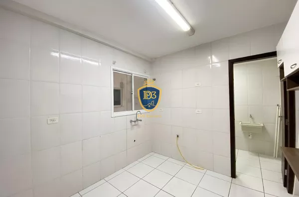 Apartamento para venda com três quartos na Vila  Estrela, Ponta Grossa
