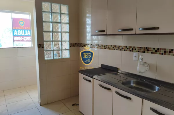 APARTAMENTO SEMIMOBILIADO COM TRÊS QUARTOS PARA LOCAÇÃO NO ORFÃS - Foto 6