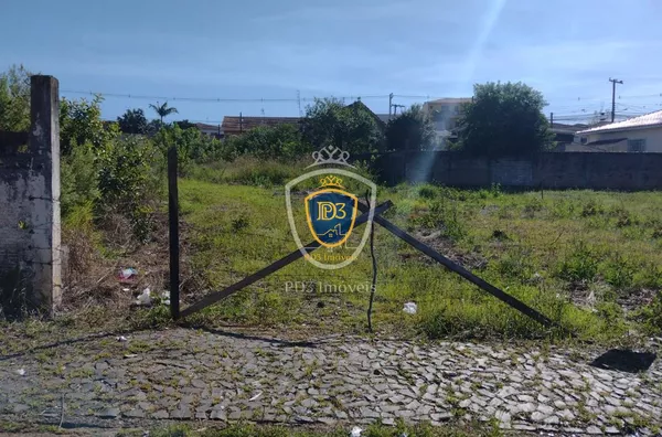 Terreno à venda em Uvaranas 