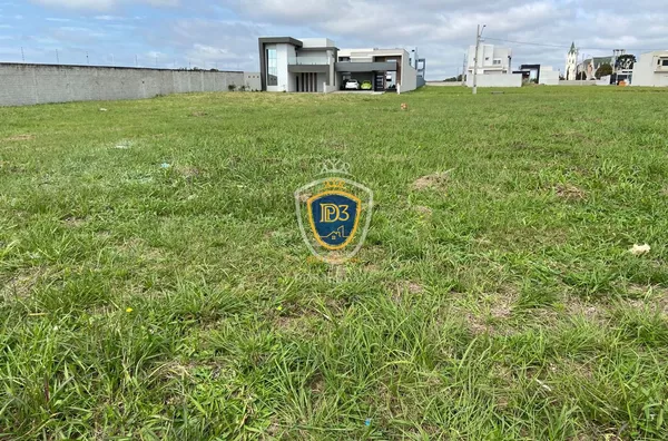 Terreno à venda em Uvaranas - CONDOMÍNIO ROYAL PALACE