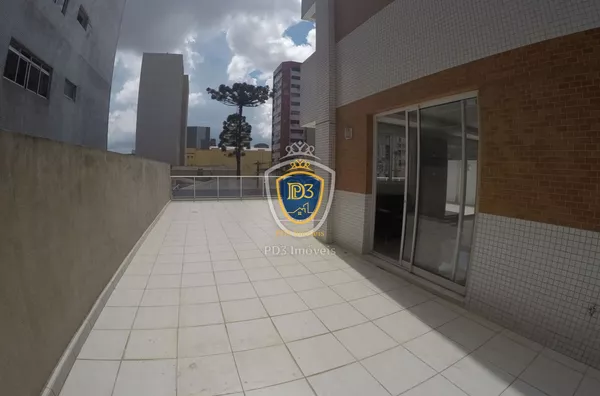 APARTAMENTO SEMIMOBILIADO À VENDA NO CENTRO