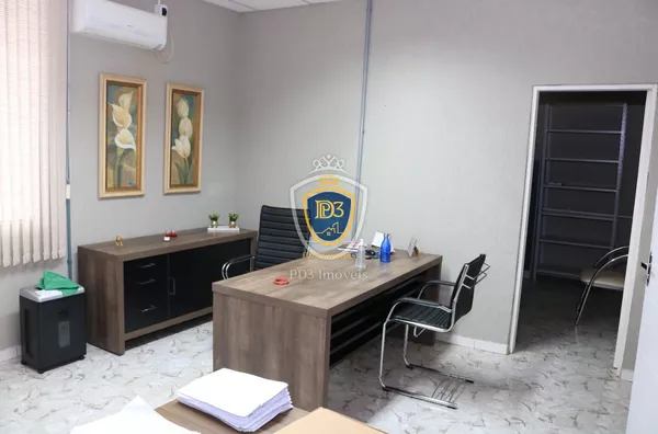 Loja comercial à venda em Centro