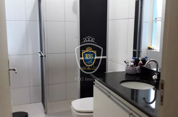 Sobrado à venda em Olarias 