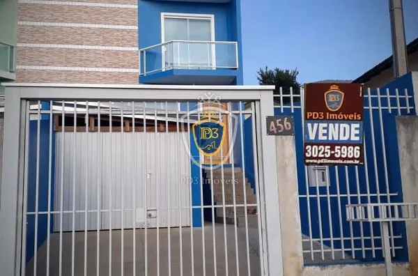 Sobrado à venda em Olarias 