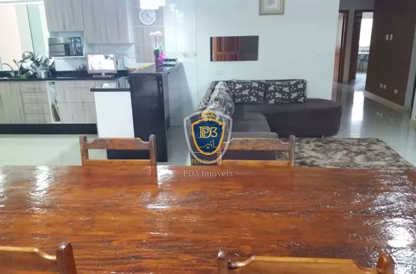 Casa à venda em Contorno